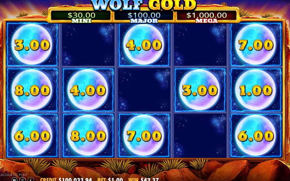 Free Spins: reels 2-3-4 as one giant symbol